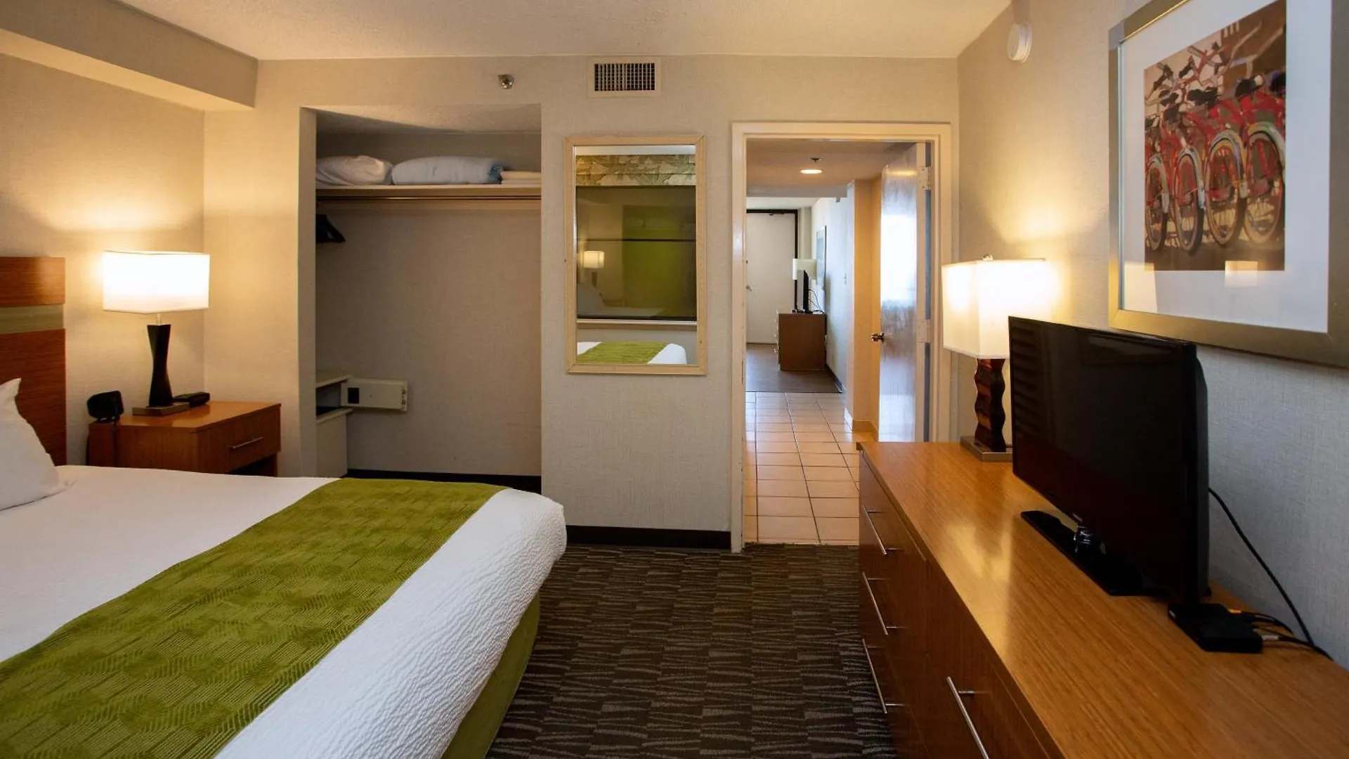 The Barclay Towers Hotel And Resort Virginia Beach