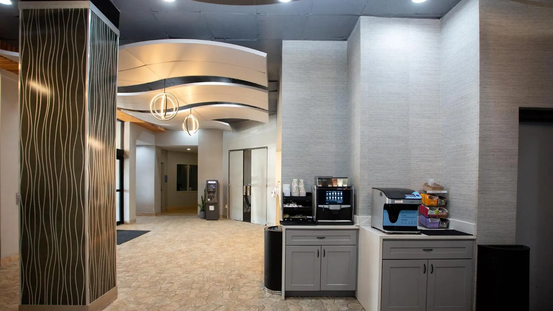 The Barclay Towers Hotel And Resort Virginia Beach