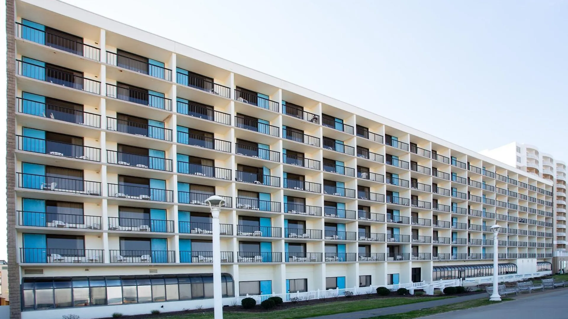 The Barclay Towers Hotel And Resort Virginia Beach
