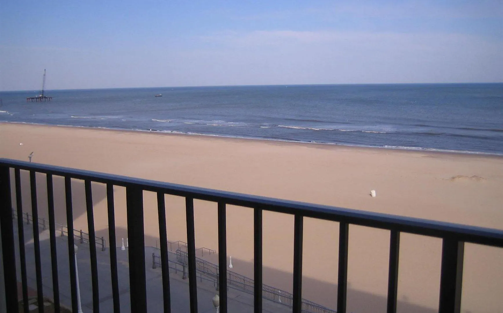The Barclay Towers Hotel And Resort Virginia Beach